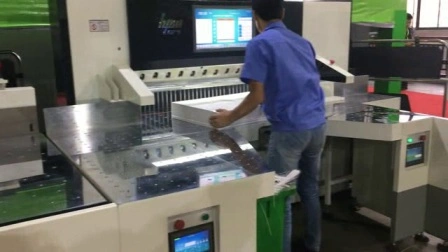Sistema de corte de equipamento de papel guilhotina hidráulica de alta precisão para serviços pesados ​​de fábrica na China